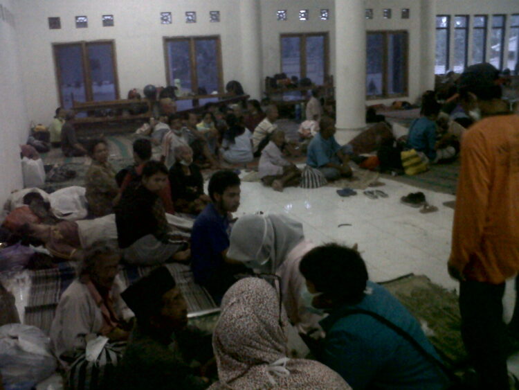 LDII Kediri Buka 4 Posko Penampungan Kelud