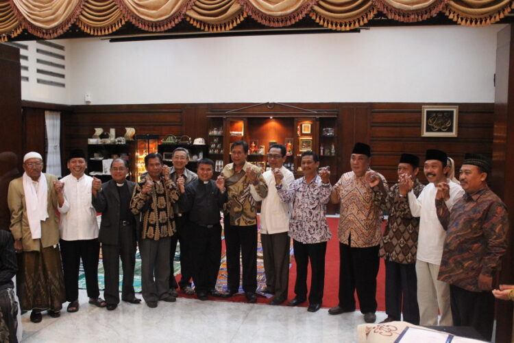 Tokoh Lintas Agama Surabaya Serukan Deklarasi Keamanan Pilpres 2014