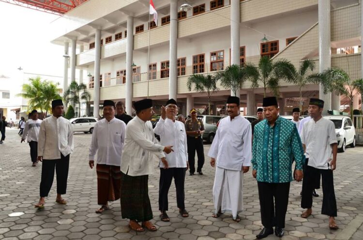 Jelang Akhir Tahun dan Era MEA, Wagub Jatim Kunjungi Ulama LDII di Ponpes Wali Barokah Kediri
