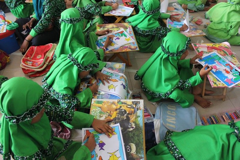 Lomba mewarnai