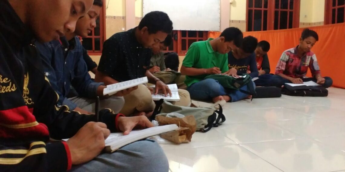 Ngaji Pekarungan 1 | LDII JAWA TIMUR Gembleng Remaja dengan Pengajian Al-Quran dan Al-Hadits