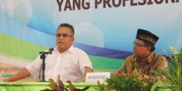 Wakil Bendahara DPW LDII Provinsi Jawa Timur Ir H Wildy Istimor saat memberikan pemaparan manajemen organisasi