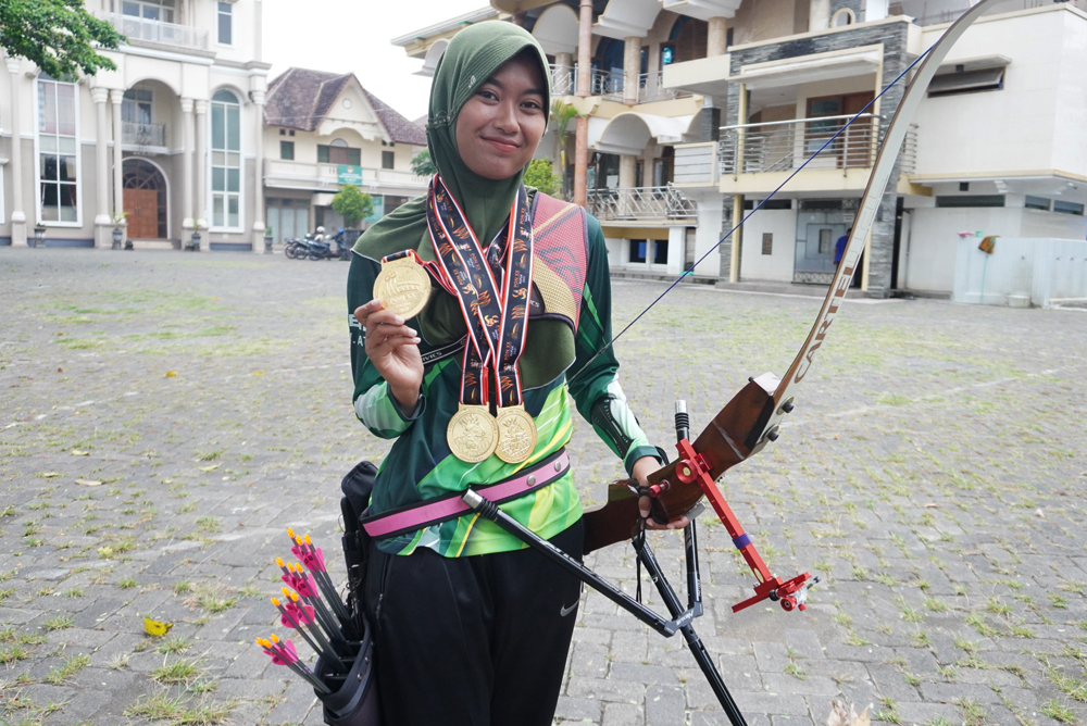 Bunga Arbela, Remaja Masjid Peraih 3 Medali Emas di PON XX Papua
