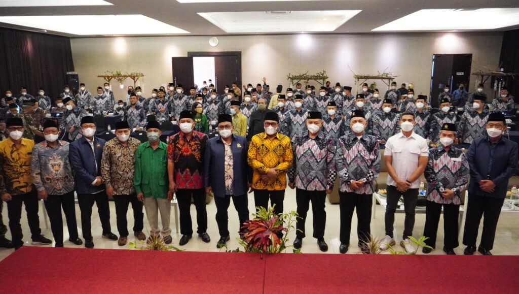 Wakil Wali Kota Malang, Sofyan Edi Jarwoko (tengah), hadiri pelantikan dan pengukuhan DPD LDII Kota Malang masa bakti 2022-2027, 20 Februari 2022. Dok: Lines Jatim.