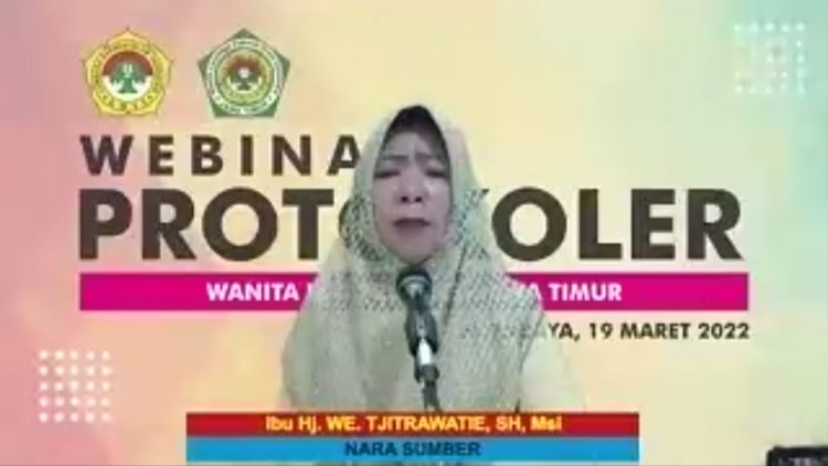 Wakil Direktur RSIA Annisa Medika Husada Mojoagung Kabupaten Jombang WE Tjitrawatie memberikan pembekalan protokoler pada pengurus Wanita LDII Jawa Timur 19 Maret 2022 Dok Lines Jatim | LDII JAWA TIMUR Wakil Direktur RSIA Annisa Medika Husada Mojoagung Kabupaten Jombang WE Tjitrawatie memberikan pembekalan protokoler pada pengurus Wanita LDII Jawa Timur 19 Maret 2022 Dok Lines Jatim