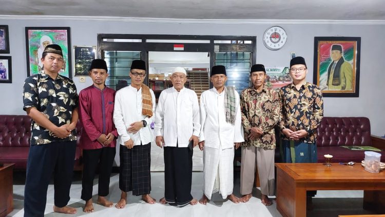 Jajaran DPD LDII Bojonegoro silaturahim ke Ketua Umum MUI Bojonogoro di Ponpes Al Rosyid Dok Kontributor KIM Bojonegoro