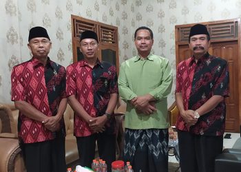 Pengurus DPD LDII Magetan bersilaturahim ke Kepala Kantor Kementerian Agama (Kakan Kemenag) Magetan KH Muttakin, 8 Mei 2022. Dok: Kontributor KIM Magetan.