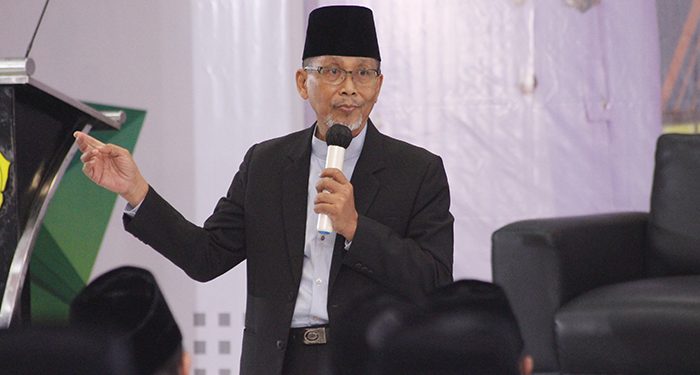 Prof Ali Aziz Guru Besar UINSA saat mengisi Diklat Dai LDII Jawa Timur di Ponpes Sabilurrosyidin Annur, Surabaya, 18 Juni 2022. Dok: KIM LDII Jatim.