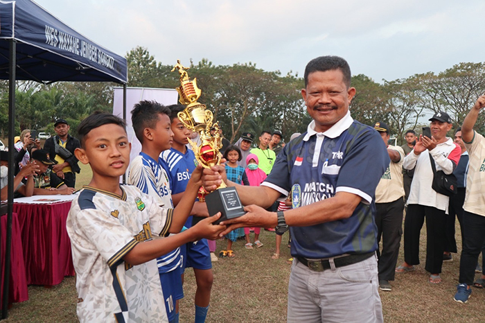 Komite Eksekutif ASKAB PSSI Jember, Thohari. Dok: LDII Jember.