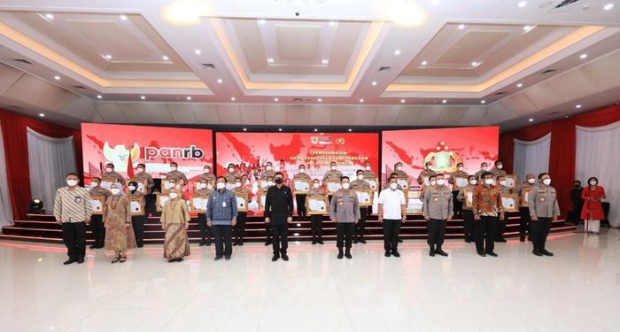 29 Polres di jajaran Polda Jatim terima predikat pelayanan prima-baik/Foto: Deny Prasetyo/detik.com.