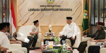 KH M Choirul Anam silaturahim ke kantor DPP LDII di Jakarta menjalin kerjasama serta kontribusi untuk bangsa dan kemaslahatan umat Indonesia Kamis 118