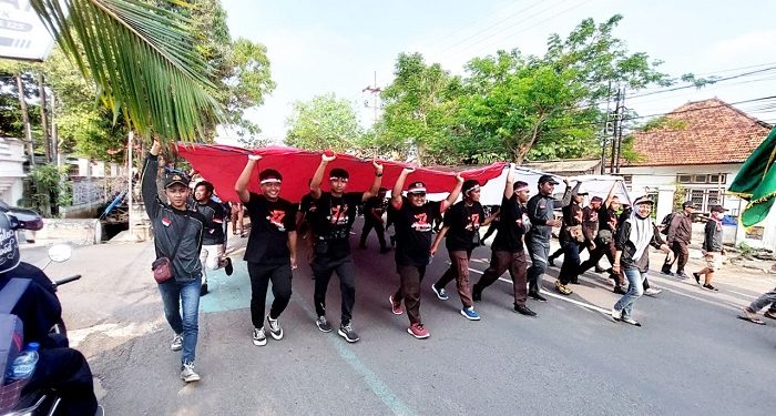 Kirab Bendera Merah Putih Raksasa yang diadakan oleh Pemerintah Kota Kediri melalui Dinas Budaya Pariwisata Pemuda dan Olahraga Disbudparpora Selasa 168 pagi Dok LDII Kediri