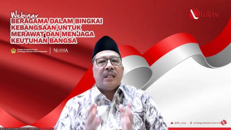 Wakil Menteri Agama RI Zainut Tauhid Saadi menjadi pembicara di Webinar Kebangsaan DPP LDII 248 Foto LINES