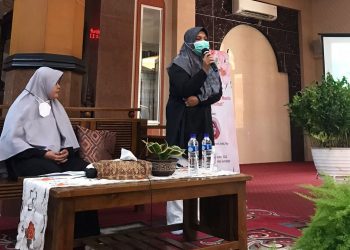 PC LDII Sukolilo, Surabaya, menggelar Seminar Kesehatan Wanita, di Masjid Luhur Al-Ikhlas, Minggu (4/9). Seminar tersebut mengundang dua narasumber, yakni Bidan Puskesmas Keputih Suprapti H. Anggraeni dan dr. Inna Fairuuza Firdaus. Dok: LINES.
