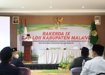 Bupati Sanusi membuka Rakerda IX LDII Malang di eL Hotel Grande Malang. Rabu (23/11). Dok: LINES.