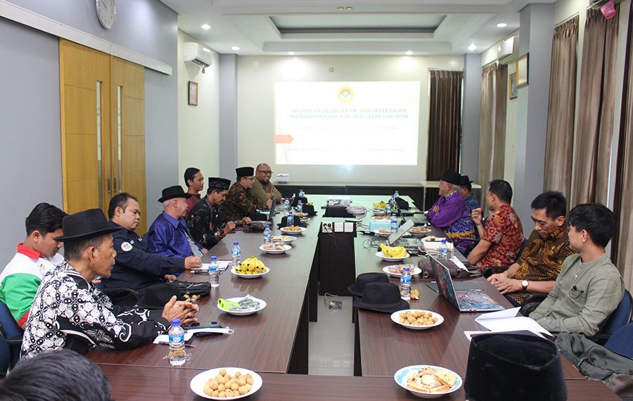 Kunjungan Biro EPM DPW LDII Jabar ke Kantor LDII Jatim Pertemuan tersebut sebagai momentum membangun kolaborasi memajukan kemandirian ekonomi umat Selasa 2211 Dok LINES