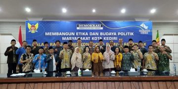 Badan Kesatuan Bangsa dan Politik Bakesbangpol Kota Kediri menghelat Workshop Pendidikan Politik di di Ruang Joyoboyo Kota Balai Kota Kediri Kamis 1512 Dok LINES