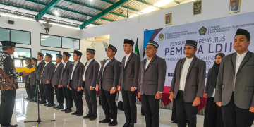 Pengukuhan Pemuda LDII Kota Mojokerto di Gedung Serbaguna Budi Utomo Surodinawan Sabtu 2412 Menurut Ketua GP Ansor Kota Mojokerto Ahmad Syaifullah pemuda menjadi salah satu tumpuan dalam menghadapi bonus demografi Dok LINES