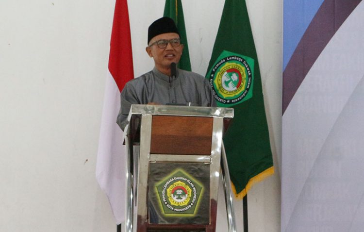 Wakil Ketua DPW LDII Jawa Timur H Misdi saat memberi pengarahan pada Pengurus Pemuda LDII masa bakti 2022 2026 Dok LINES