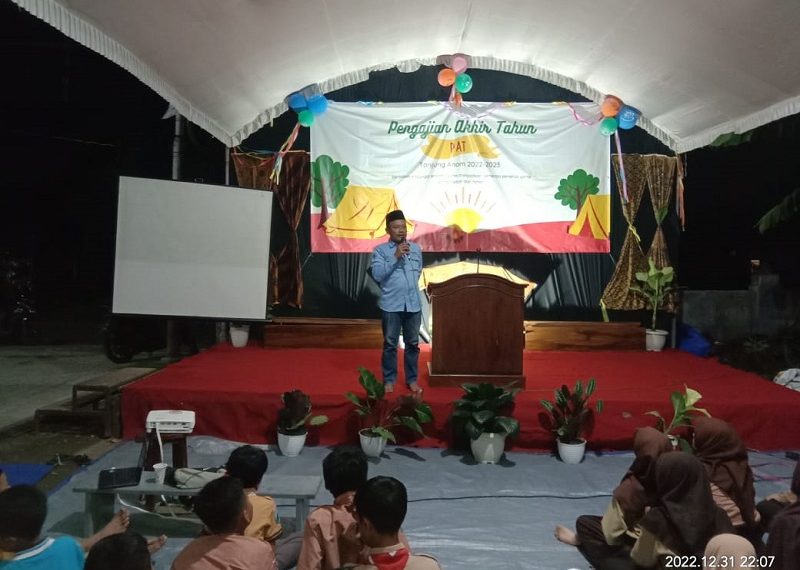 PengajianLDIITegowangi | LDII JAWA TIMUR Pengajian Akhir Tahun PAC LDII Tegowangi Kediri Selain di dalam masjid mereka menyelipkan outbound sebagai salah satu acara Dok LINES