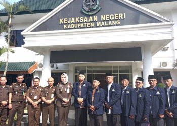 Kepala Kejaksaan Negeri (Kajari) Kabupaten Malang Diah Yuliastuti menerima kunjungan pengurus DPD LDII Kabupaten Malang, Kamis (12/1). Dok: LINES.