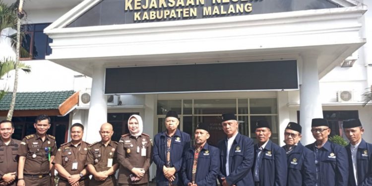 Kepala Kejaksaan Negeri (Kajari) Kabupaten Malang Diah Yuliastuti menerima kunjungan pengurus DPD LDII Kabupaten Malang, Kamis (12/1). Dok: LINES.