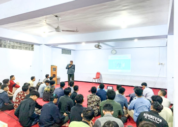 Seminar kesehatan Pondok Pesantren Mahasiswa (PPM) bertema “Solusi Pola Makan Yang Bergizi Untuk Mahasiswa Pondok Pesantren”, Sabtu (25/2), di Gedung PPM Al-Kautsar, Jl. Jombang, Malang.
