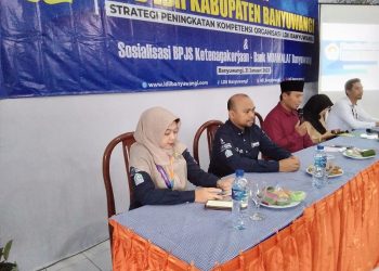 Bank Muamalat Kancab Kabupaten Banyuwangi menyosialisasikan pembiayaan dan tabungan haji pada generasi muda, Sabtu (21/1). Dok: LINES.
