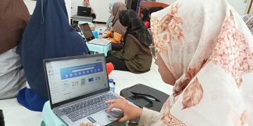 Workshop Pelatihan Canva Tingkat Dasar yang diadakan oleh Tim INFOKOM DPD LDII Surabaya di Aula Masjid Miftakhul Jannah  Sabtu 182  Dok LINES