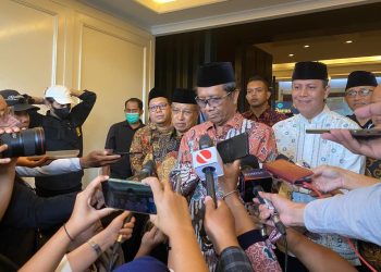Jumpa pers Menteri Koordinator Politik Hukum dan Keamanan RI (Menkopolhukam) Mahfud MD usai Tadarus Kebangsaan, di Hotel Royal Kuningan, Jakarta (25/3). Dok : Lines