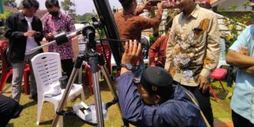 DPD LDII Jember mengikuti pelatihan penggunaan alat untuk penentuan awal puasa Ramadhan DPP LDII dilaksanakan di Bandung Senin 203 Dok  Lines