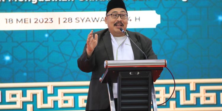 Sambutan Ketua PBNU saat Silaturahim Syawal pada Kamis (18/5) di Aula Pondok Sabilurrosyiddin Annur, Gayungan, Surabaya. Dok: LINES.