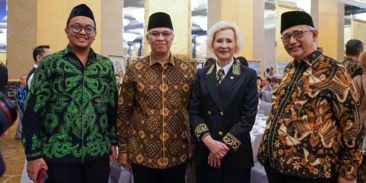 DPP LDII berkesempatan menghadiri undangan Kedutaan Besar Rusia dalam acara perayaan National Day Rusia yang digelar di Grand Ballroom Hotel Mulia Senayan, Jakarta. Foto: LINES.