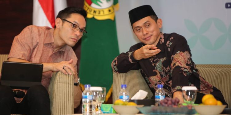 DPP LDII menggelar seminar dan workshop nasional “Gerakan PAUD Profesional Religius menuju Indonesia Emas 2045” yang dimoderatori Ben Kasyafani. Acara itu juga mendatangkan berbagai narasumber terkait tema salah satunya Staf Ahli Kemendikbudristek Bidang Hubungan Kelembagaan dan Masyarakat Muhammad Adlin. Foto: LINES.