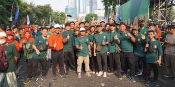 Sebanyak 1200 Pemuda dan Santri LDII mengikuti kegiatan Jalan Santai Hari Santri 2023 yang digelar Pemprov Jawa Timur Sabtu 2110 Dok LINES
