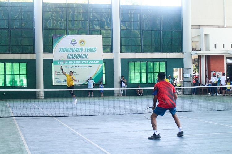 Peserta Tournament Tennis Executive Games (TEG) LDII. Dok: LINES.