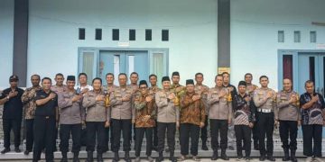 Kapolres Bojonegoro AKBP Mario Prahatinto berkunjung ke Kantor DPD LDII Kabupaten Bojonegoro pada Kamis 2812 Dok LINES