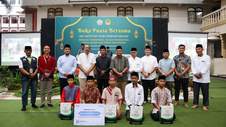 Pondok Pesantren Ponpes Wali Barokah dan LDII Kota Kediri menggelar Safari Ramadan di halaman Kantor Ponpes Wali Barokah Selasa 263 Dok LINES