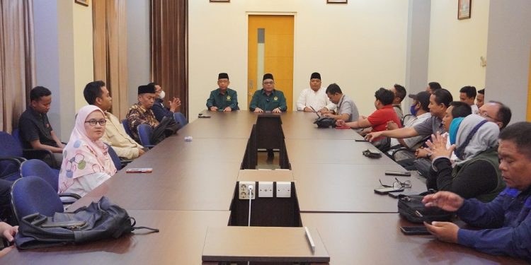 LDII Jawa Timur menggelar media gathering di Kantor DPW LDII Jatim, Senin (1/4). Dok: LINES.