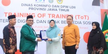 DPW LDII Jawa Timur bekerjasama Dinas Komunikasi dan Informatika Diskominfo Jatim menggelar pelatihan Literasi Digital dan Bijak Bermedia Sosial Sabtu 296 di aula Ponpes Sabilurosyidin Annur Gayungan Surabaya Dok LINES