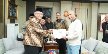 Jamintel Reda Mantovani menerima kunjungan Ketum DPP LDII KH Chriswanto Santoso dan para pengurus yang mendampingi Kamis 187 Dok LINES