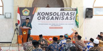 Ketua DPW LDII Jawa Timur KH Moch Amrodji Konawi saat konsolidasi organisasi Ia sampaikan LDII bersikap netral aktif di Pilkada 2024 Dok LINES