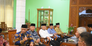 KPU Kota Kediri beraudiensi dengan Ponpes Wali Barokah Kediri membahas persiapan Pilkada yang akan berlangsung pada November 2024 pada Selasa 97 Dok LINES
