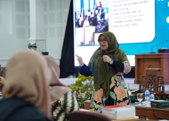 Ketua DPP LDII Bidang Pemberdayaan Perempuan dan Kesejahteraan Keluarga (PPKK), Siti Nurannisaa Paramabekti, menekankan pentingnya aturan dan kebijakan yang jelas sebagai landasan pencegahan terjadinya kekerasan di lingkungan sekolah maupun pesantren. Dok: LINES.