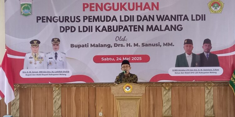 Kepala Badan Kesatuan Bangsa dan Politik (Kesbangpol) Kabupaten Malang, Agus Widodo, mengajak jajaran Pemuda dan Wanita LDII Kabupaten Malang untuk aktif berpartisipasi dalam Forum Kewaspadaan Dini Masyarakat (FKDM), pada Sabtu (24/5). dok: LINES.