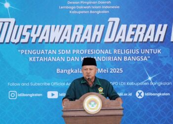 Sunaryo Abdullah kembali terpilih sebagai Ketua DPD LDII Bangkalan periode 2025–2030. Dalam kepengurusan mendatang, Sunaryo telah menyusun struktur dengan komposisi mayoritas generasi muda. Ia bertekad agar roda organisasi dapat dijalankan secara lebih efektif oleh generasi penerus ini. Dok: LINES.