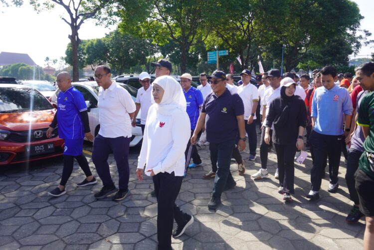 Jalan Sehat 1 Muharam, Khofifah Ajak Teladani Semangat Hijrah