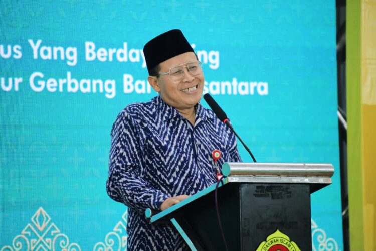 Asisten Administrasi Umum Sekdaprov Jatim, Akhmad Jazuli menyampaikan apresiasi Gubernur atas sinergitas LDII dan Pemprov Jatim pada kegiatan Muswil X LDII Jatim, Sabtu (30/8). Dok: LINES.