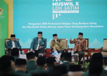 Hari pertama Muswil X LDII Jatim diisi kegiatan Dialog Kebangsaan dengan menghadirkan para tokoh lintas ormas keagamaan, Sabtu (30/8). Dok: LINES.