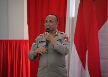 Kasubdit Bintibsos Ditbinmas Polda Jawa Timur, AKBP Sutiono menekankan pentingnya moderasi beragama sebagai kunci menjaga persatuan bangsa dalam Dialog Kebangsaan Muswil X LDII Jawa Timur, Surabaya (30/8). Dok: LINES.